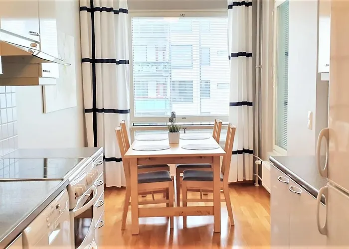 Διαμέρισμα Kotimaailma - Tilava Saunallinen Kaksio Parvekkeella - Verstaankatu Τάμπερε